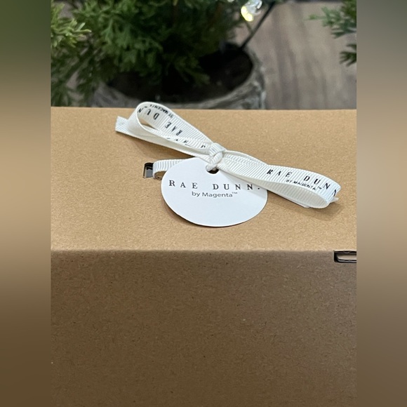 🐖 Brand NEW in Package Rae Dunn Piglet OINK and SNORT Pink Cream & Sugar Set 🐖 - Picture 2 of 14